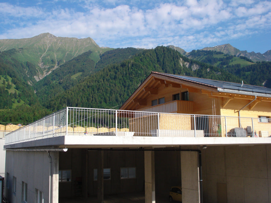 Geländer Ancona auf Dachterrasse vor einer Hütte in den Bergen | Feuerverzinkt